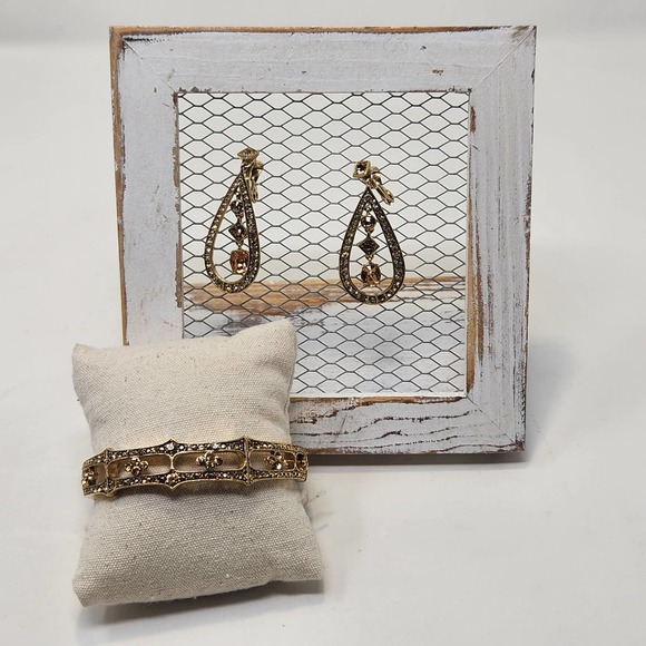 Monet Art Deco Style Gold Tone Crystal Cuff Bracelet Clip On Earring Jewelry Set - Picture 1 of 8